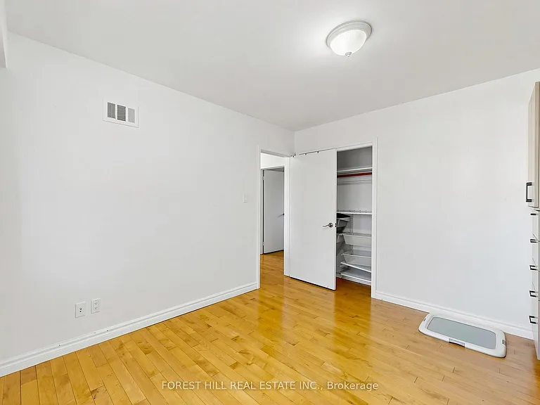 32 Wycliffe Cres — Photo 26