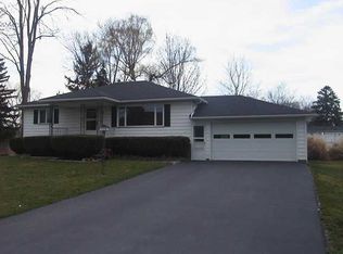 42 Terrel Dr, Webster, NY 14580