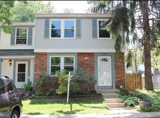 8757 Newington Commons Rd, Lorton, VA 22079