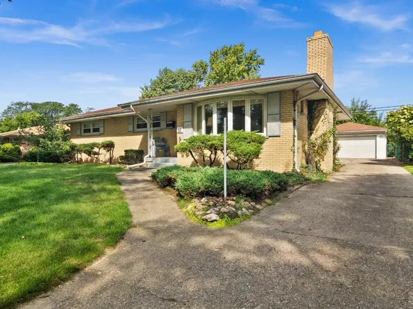 37 Terrace Dr, Munster, IN 46321