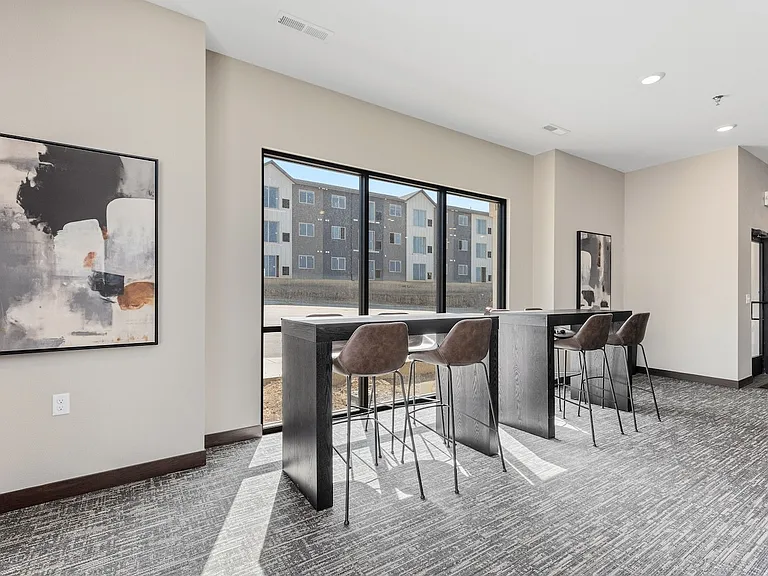 Shepherd Hills Commons I — Photo 3
