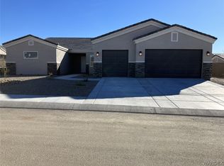 2564 Climbing Rock Ln, Bullhead, AZ 86442