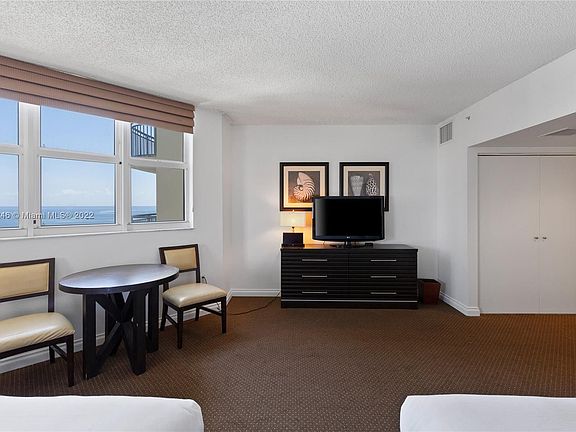 2nd image of 17375 Collins Ave #1908-2