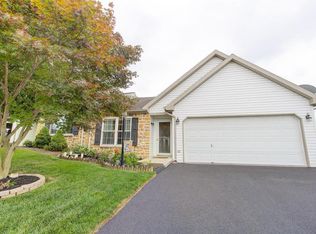 2072 Weeping Willow Ln, Mount Joy, PA 17552