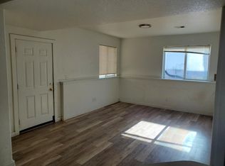 572 E Kipp Ave, Keenesburg, CO 80643