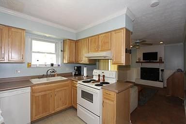 5th image of 5253 Crystal Dr
