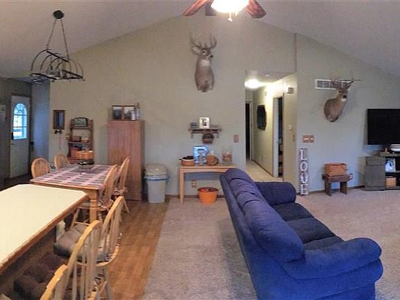 5th image of 11581 Bradley Dr