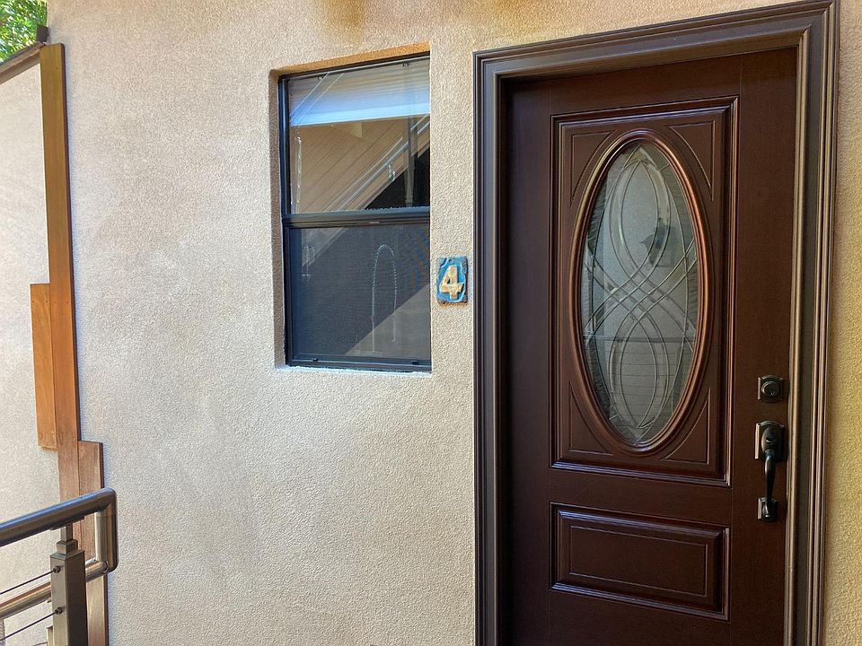 1st image of 715 Everett Ave