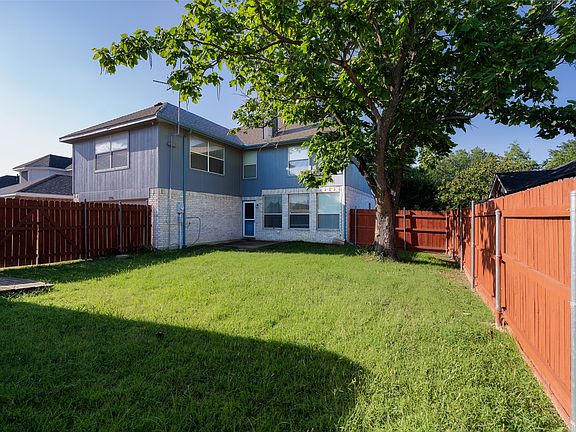 5th image of 726 Spring Mills Rd