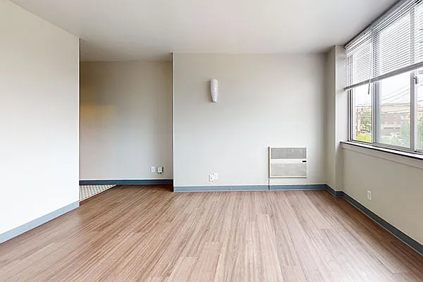 1671 N. Prospect Ave. — Photo 46