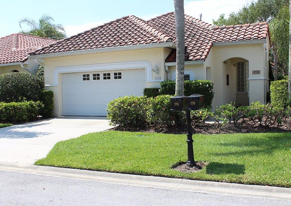 2nd image of 1718 Victoria Cir