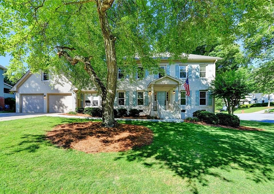 1st image of 886 Marbrook Dr