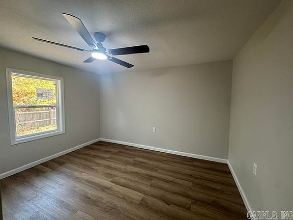 4th image of 635 W Kay St