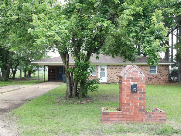 904 Johnson Ave, Lake City, AR 72437