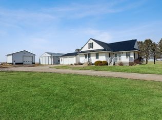 6767 19th Ave, Van Horne, IA 52346