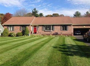 66 Village Cir, Taunton, MA 02780