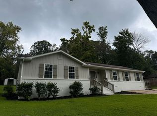 3037 Summerlake Dr, Gainesville, GA 30506