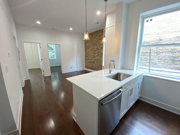 2nd image of 3198 N Milwaukee Ave #10555208