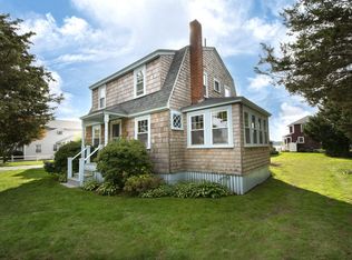 33 Kennebec Ave, Pocasset, MA 02559