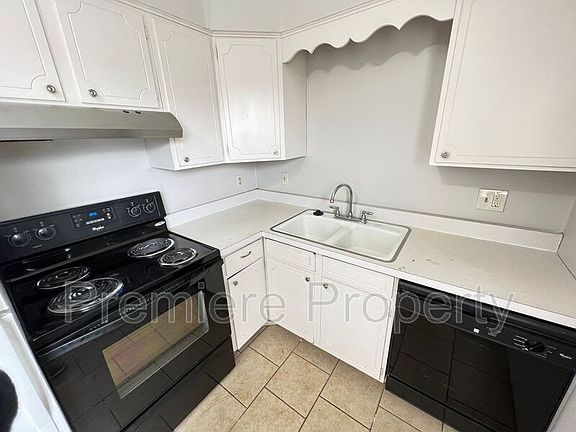 4th image of 8612 Countryshire Ln APT 4