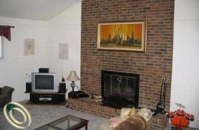 3rd image of 42826 Freeport Dr