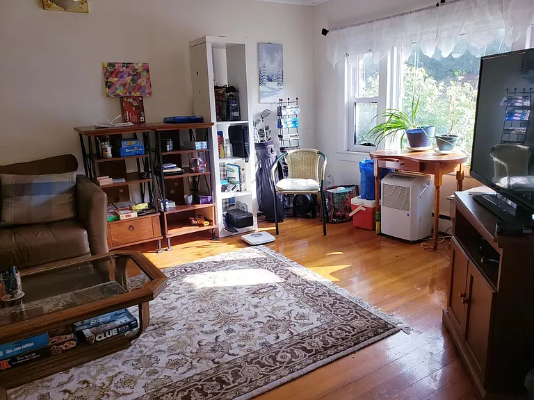 8 Denns Pl — Photo 22
