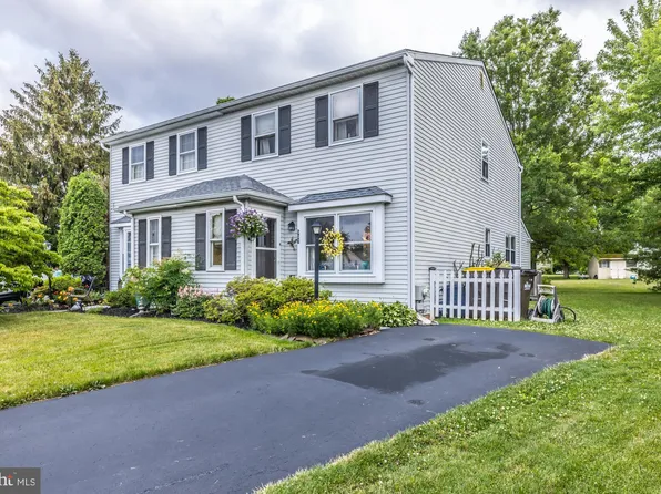 507 Devon Cir, Harleysville, PA 19438