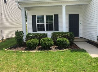 8520 Paw Valley Ln, Charlotte, NC 28214