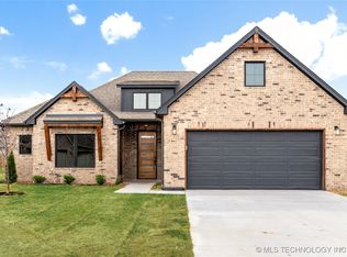 10709 S 279th East Ave, Coweta, OK 74429