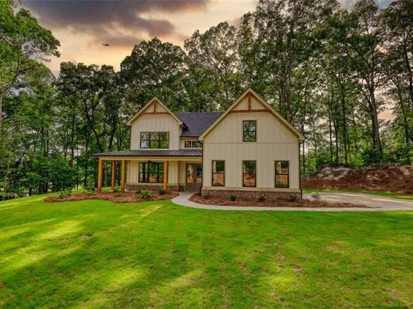 460 Ridge Point Dr, Monticello, GA 31064