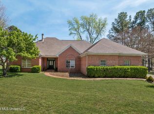 650 Fairway Dr, Hernando, MS 38632