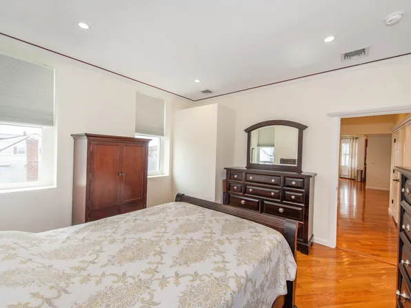 239 Desoto Place image 6 of 23