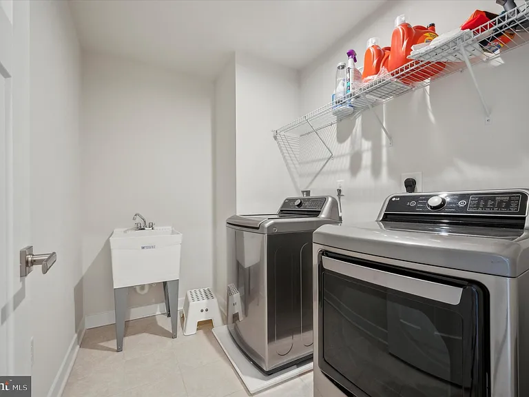 8036 Milltown Cir — Photo 12