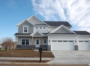 3909 W Crimson Rd, Dunlap, IL 61525