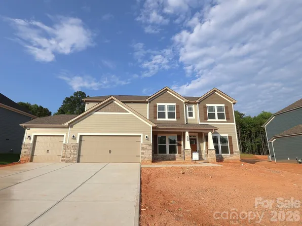 233 Amber Glen Dr, Locust, NC 28097