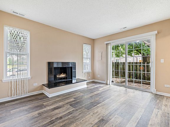 3rd image of 510 Nebraska Cir