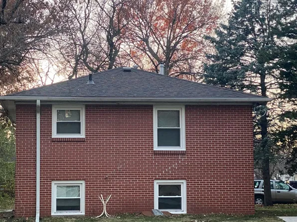 1010 S 30th St, Lincoln, NE 68510