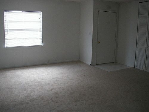 2nd image of 1051 Landmark Ln