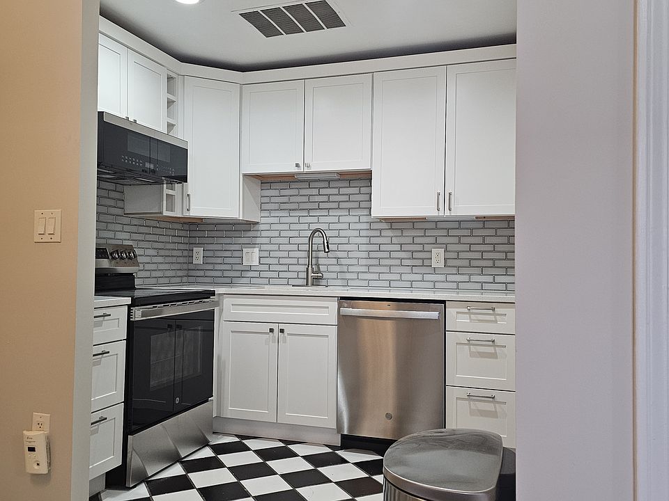 1st image of 10 Weston Ave APT 133