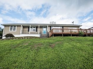 18 Scenic Dr, Newton, NJ 07860