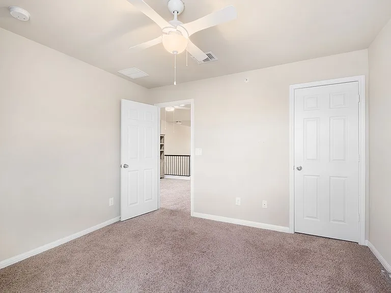 730 Lost Pines Ln — Photo 21