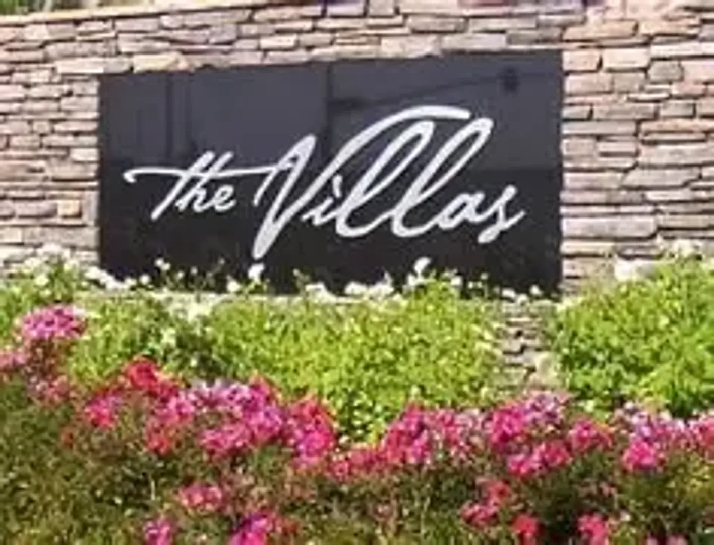 The Villas @ Woodcreek Oaks, 3 Bedroom 2 Bath, 1 Attached Garage, 1 detached Garage, New Paint & ... — Photo 1