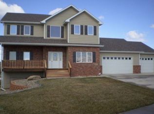 6507 Kennemer Dr, Rapid City, SD 57702
