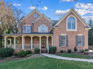 7 Asheland Ridge Ct, Greensboro, NC 27410
