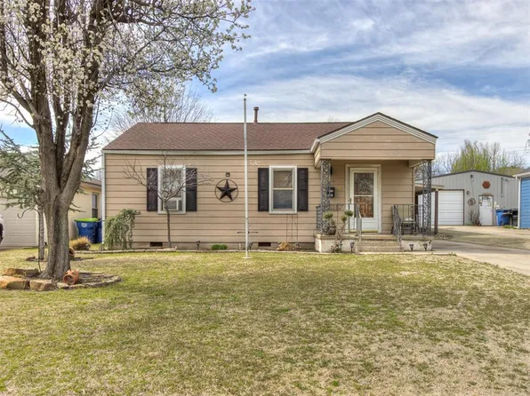 1124 S Miles Ave, El Reno, OK 73036