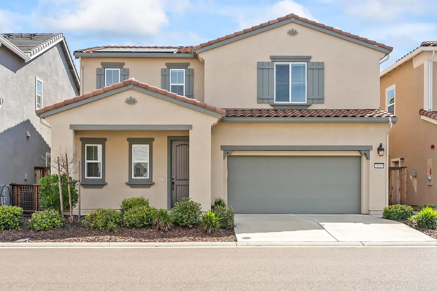 3609 Silver Pine Ln photo 1