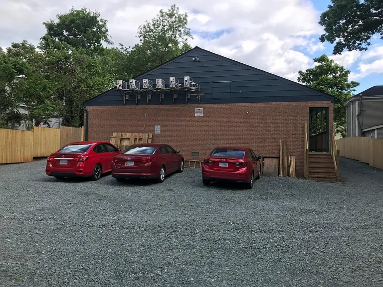 1017 Grove St #C — Photo 7