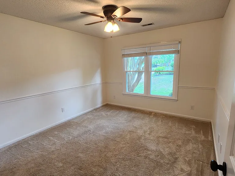 4161 Peyton Ct NW — Photo 13