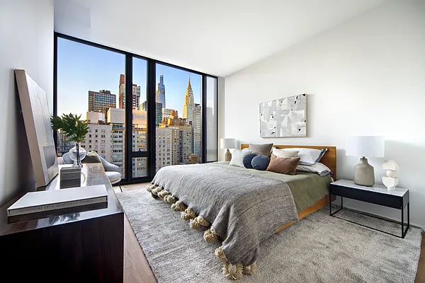 Sold by Corcoran | media 6