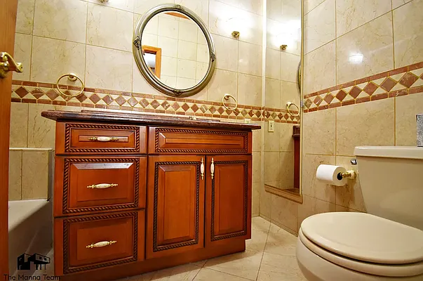 Rented by Compass | media 7